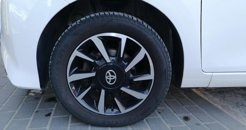 Toyota Aygo cena 45900 przebieg: 67107, rok produkcji 2020 z Grudziądz małe 191
